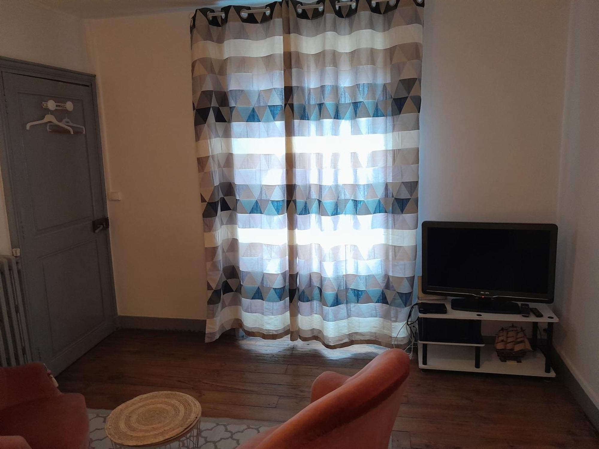 Bed and Breakfast La Chaloupe 4 Thiers Zewnętrze zdjęcie